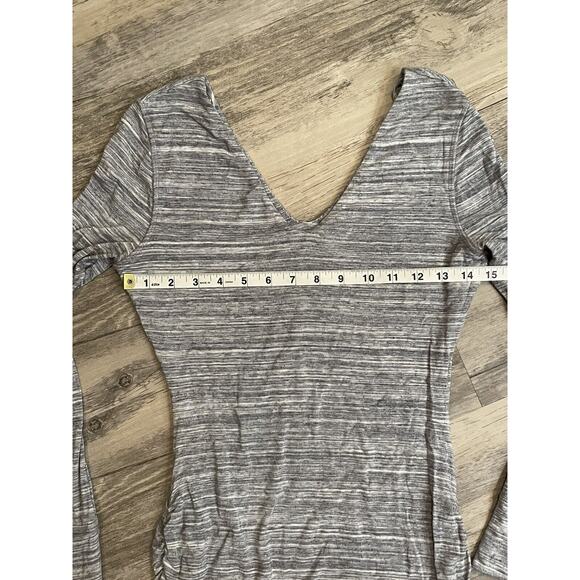 Banana Republic Bodycon Dress XS Heather Gray Stripes Ruched Side V-Neck - Picture 3 of 5